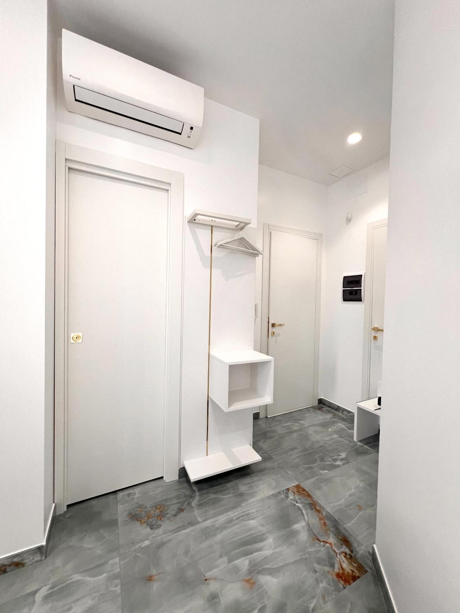 Suite 14 สกาเลอา ภายนอก รูปภาพ
